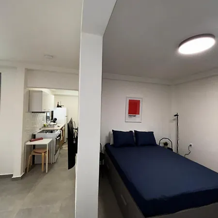 Apartment Theros Summer Project